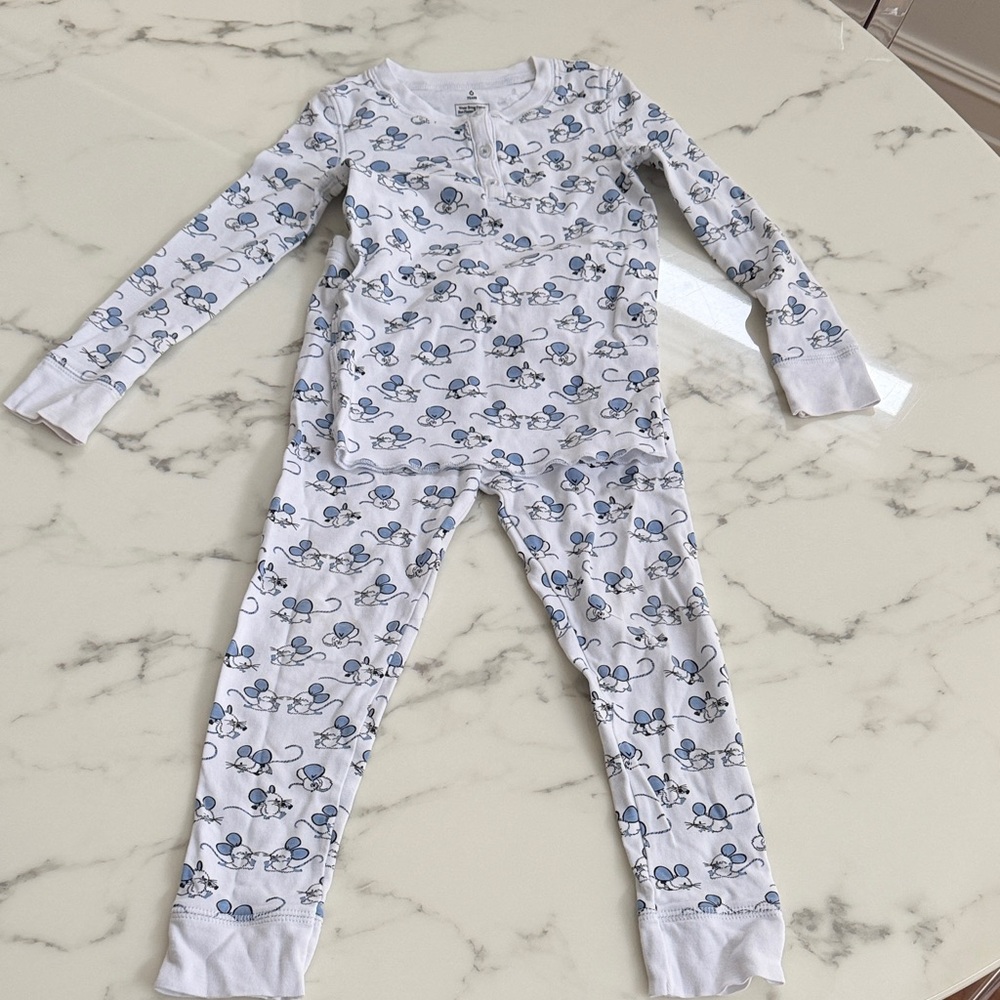 Roller Rabbit White Pajamas with Blue Mouse Design